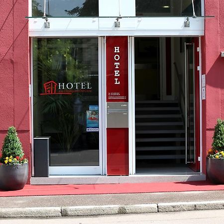 Hotel Am Charlottenplatz Esslingen am Neckar Esterno foto